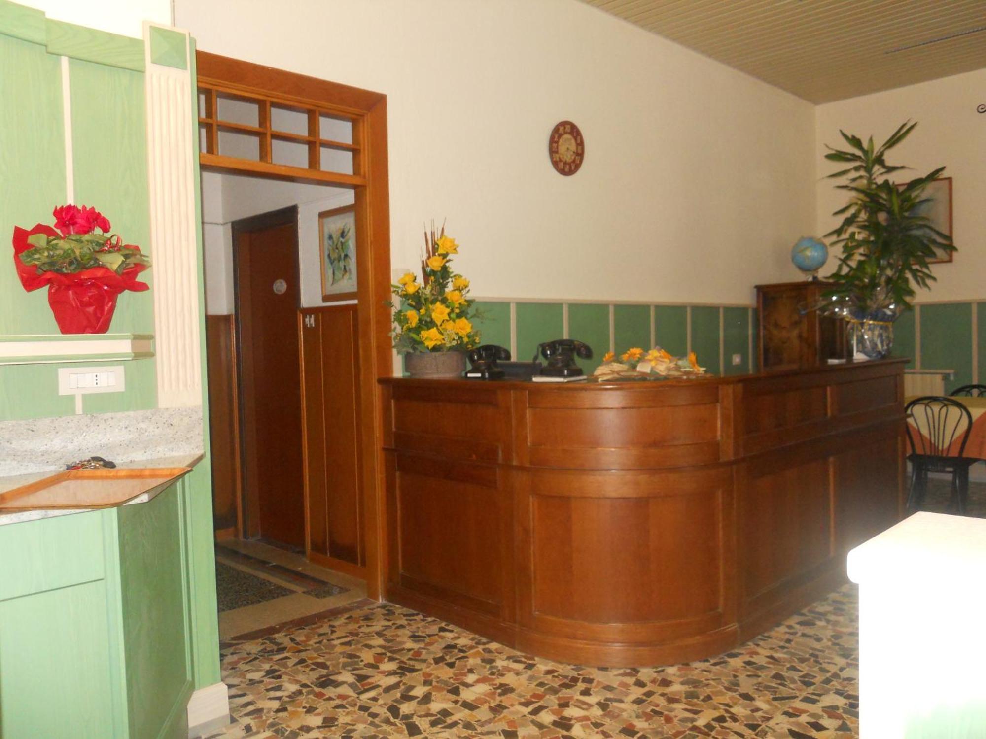 Hotel Albergo Belvedere 2*